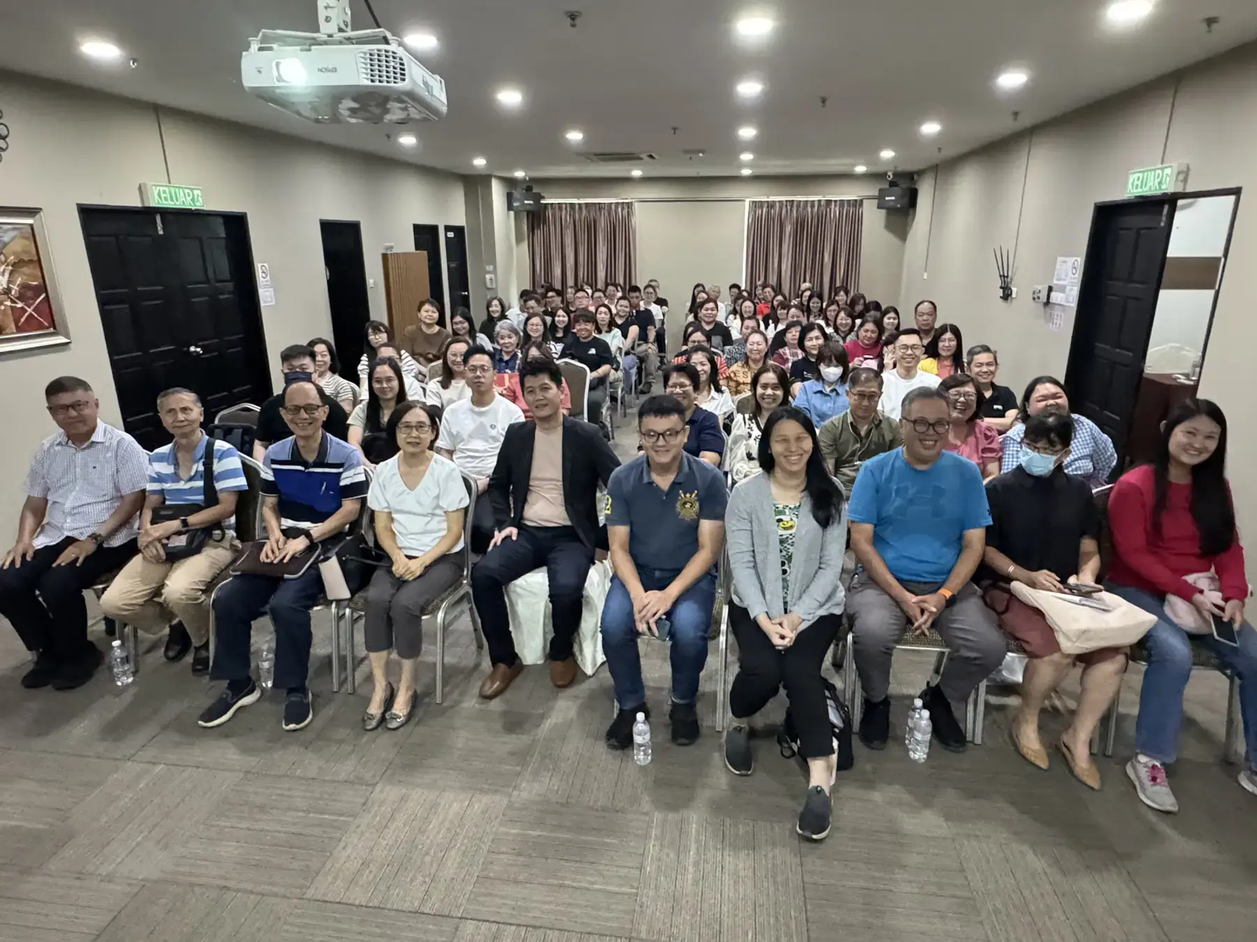 Participants and organisers seated together at a BBH seminar